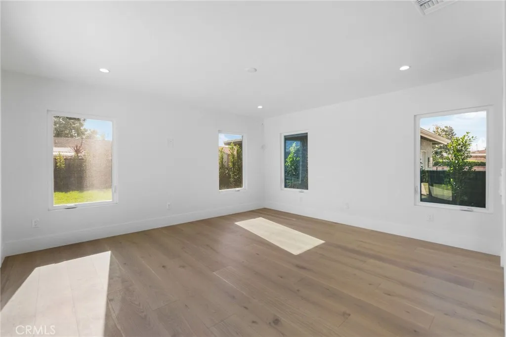 10828 Hasty Avenue, Downey, California 90241 home-pic-37